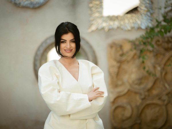 Carmen Macovei, fondator Pro-HR.ro, excelează în headhunting pentru poziții de top management